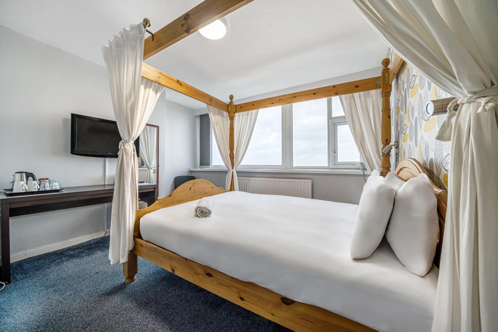 Bluewaters Hotel בלקפול מראה חיצוני תמונה